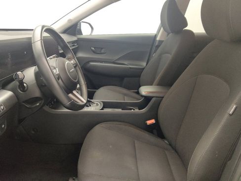 Used 2025 Hyundai Kona SEL FWD image 17