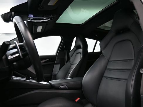 Certified 2022 Porsche Panamera 4S image 5