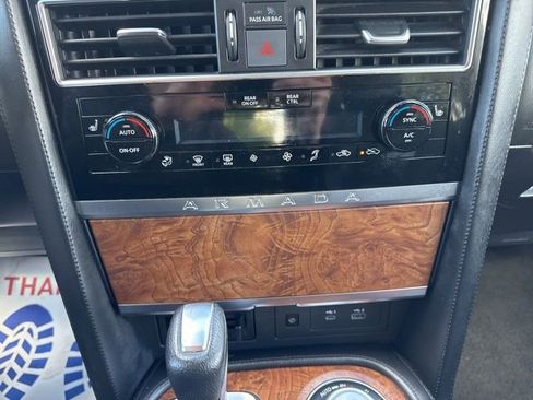 Used 2024 Nissan Armada SL w/ Captain's Chairs Package AWD/4WD image 26