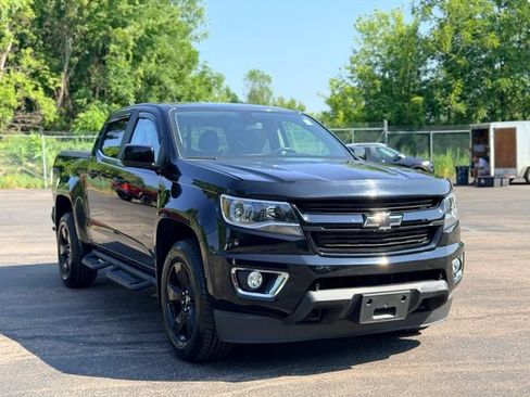 Used 2016 Chevrolet Colorado LT w/ Midnight Edition AWD/4WD image 4