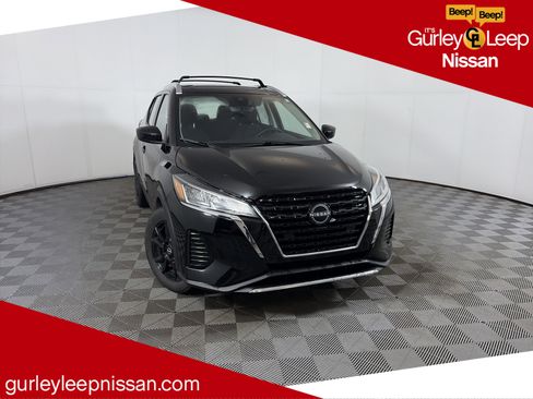 Used 2023 Nissan Kicks SV w/ Interior Electronics Package image 1