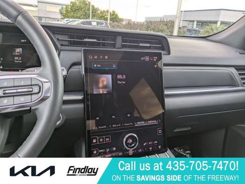Used 2025 GMC Terrain Elevation w/ Elevation Premium Package AWD/4WD image 23