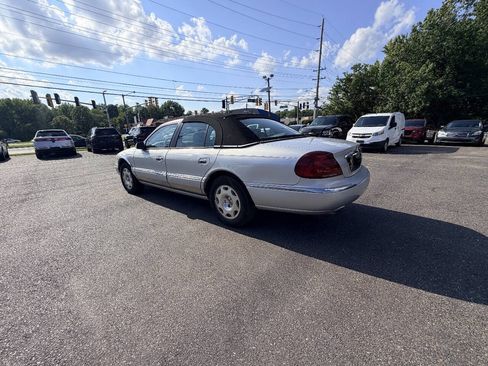 Used 1998 Lincoln Continental FWD image 27