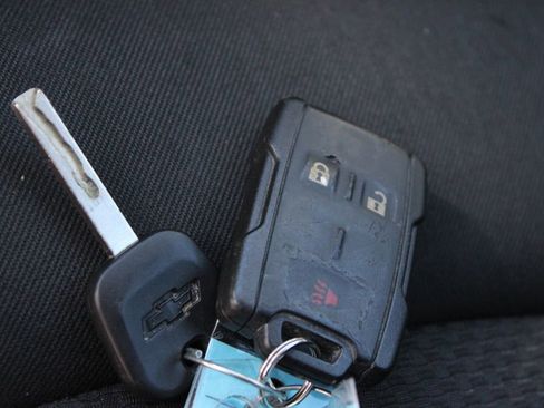 Used 2018 Chevrolet Colorado LT image 27