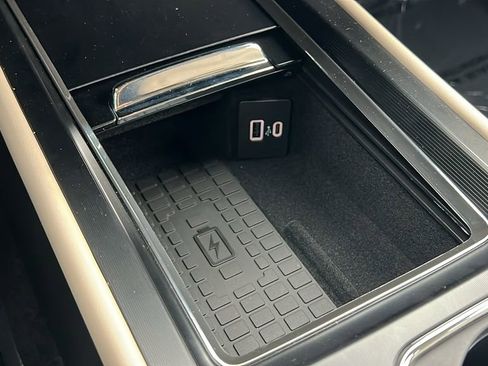 New 2025 Lincoln Corsair FWD w/ Equipment Group 101A image 13