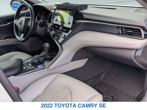 Used 2022 Toyota Camry SE w/ Cold Weather Package FWD image 25