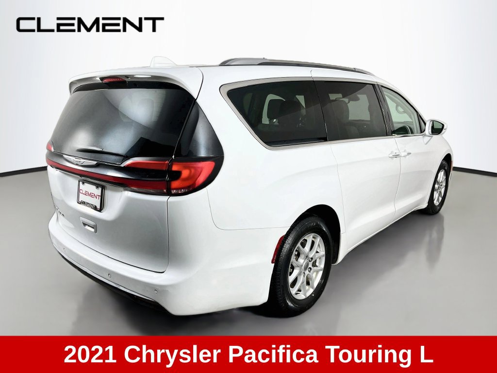 Used 2021 Chrysler Pacifica Touring-L FWD image 5