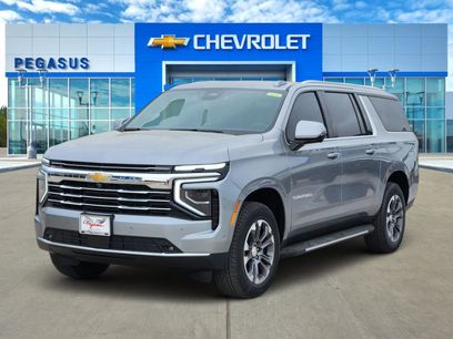 New 2026 Chevrolet Suburban LT w/ Comfort Package