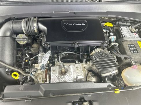 Certified 2023 Jeep Compass Latitude AWD/4WD image 40