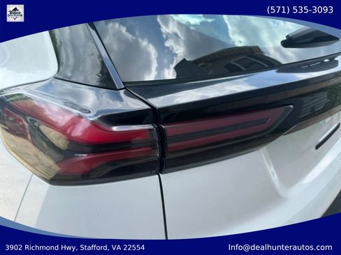 Used 2023 Chevrolet Bolt EUV LT FWD image 11