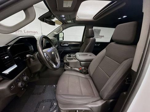 Used 2024 Chevrolet Silverado 3500 LT w/ Convenience Package image 23