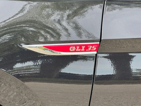 Used 2019 Volkswagen Jetta GLI FWD image 13