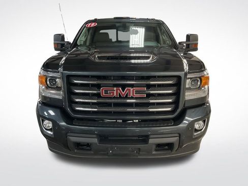 Used 2019 GMC Sierra 2500 SLT w/ Duramax Plus Package image 9