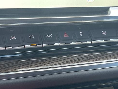 Certified 2024 Chevrolet Silverado 1500 LT image 17