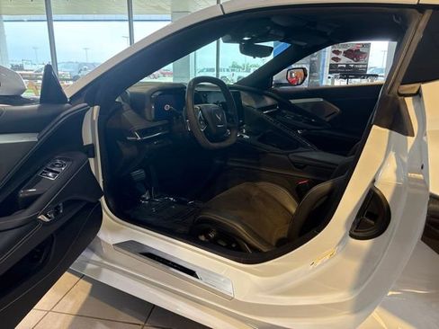 Used 2020 Chevrolet Corvette Stingray Preferred Cpe w/ 2LT Preferred Equipment Group RWD image 9