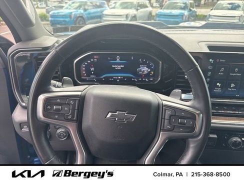 Used 2024 Chevrolet Silverado 1500 LT Trail Boss w/ LT Trail Boss Premium Package AWD/4WD image 11