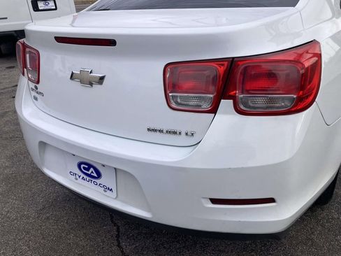 Used 2016 Chevrolet Malibu LT image 11