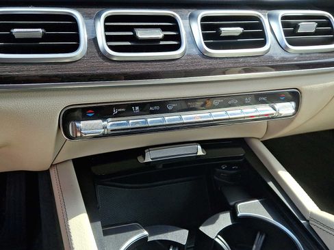 Used 2020 Mercedes-Benz GLE 350 4MATIC image 17