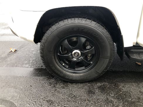 Used 2018 Toyota 4Runner TRD Off-Road Premium image 36