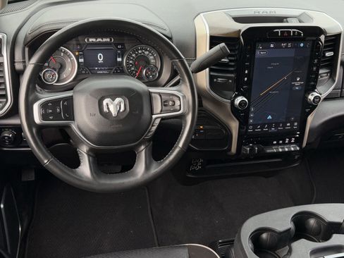 Used 2024 RAM 2500 Laramie image 10