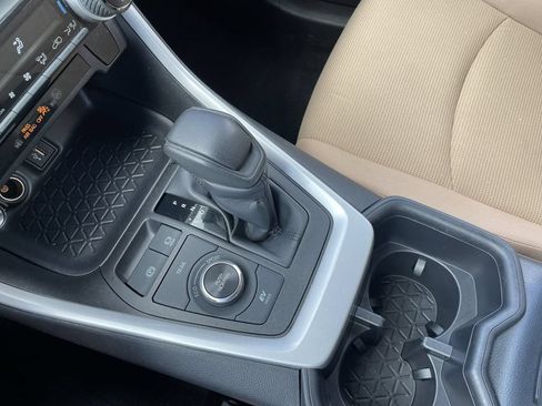 Certified 2025 Toyota RAV4 LE AWD/4WD image 21
