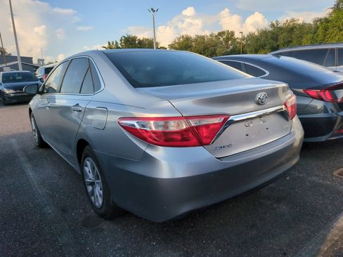 Used 2016 Toyota Camry LE FWD image 6
