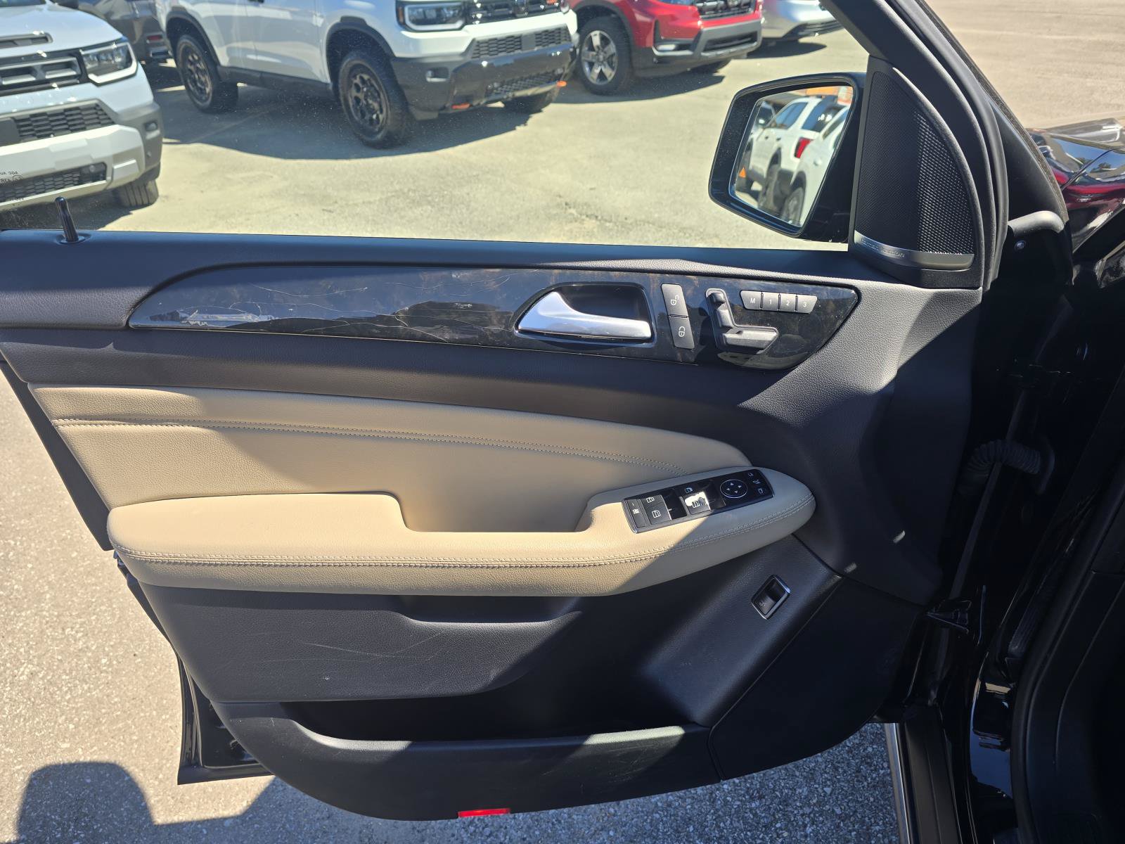 Used 2015 Mercedes-Benz ML 350 4MATIC image 11