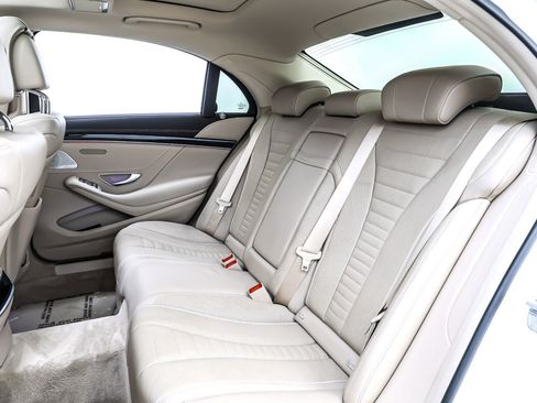 Used 2020 Mercedes-Benz S 560 Sedan image 9