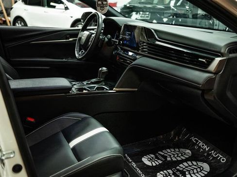 Used 2025 Toyota Camry LE image 13