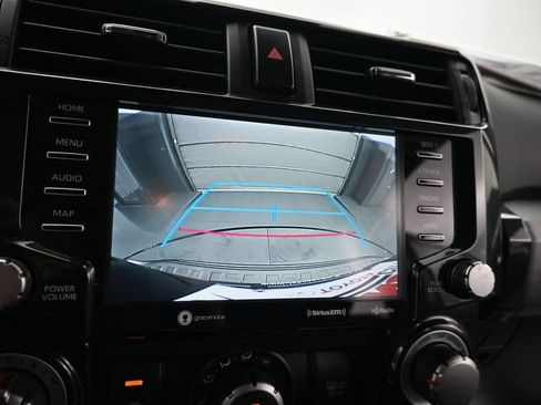 Used 2022 Toyota 4Runner TRD Off-Road Premium AWD/4WD image 18