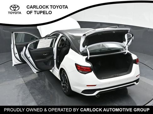 Used 2025 Nissan Sentra SR w/ SR Premium Package image 55