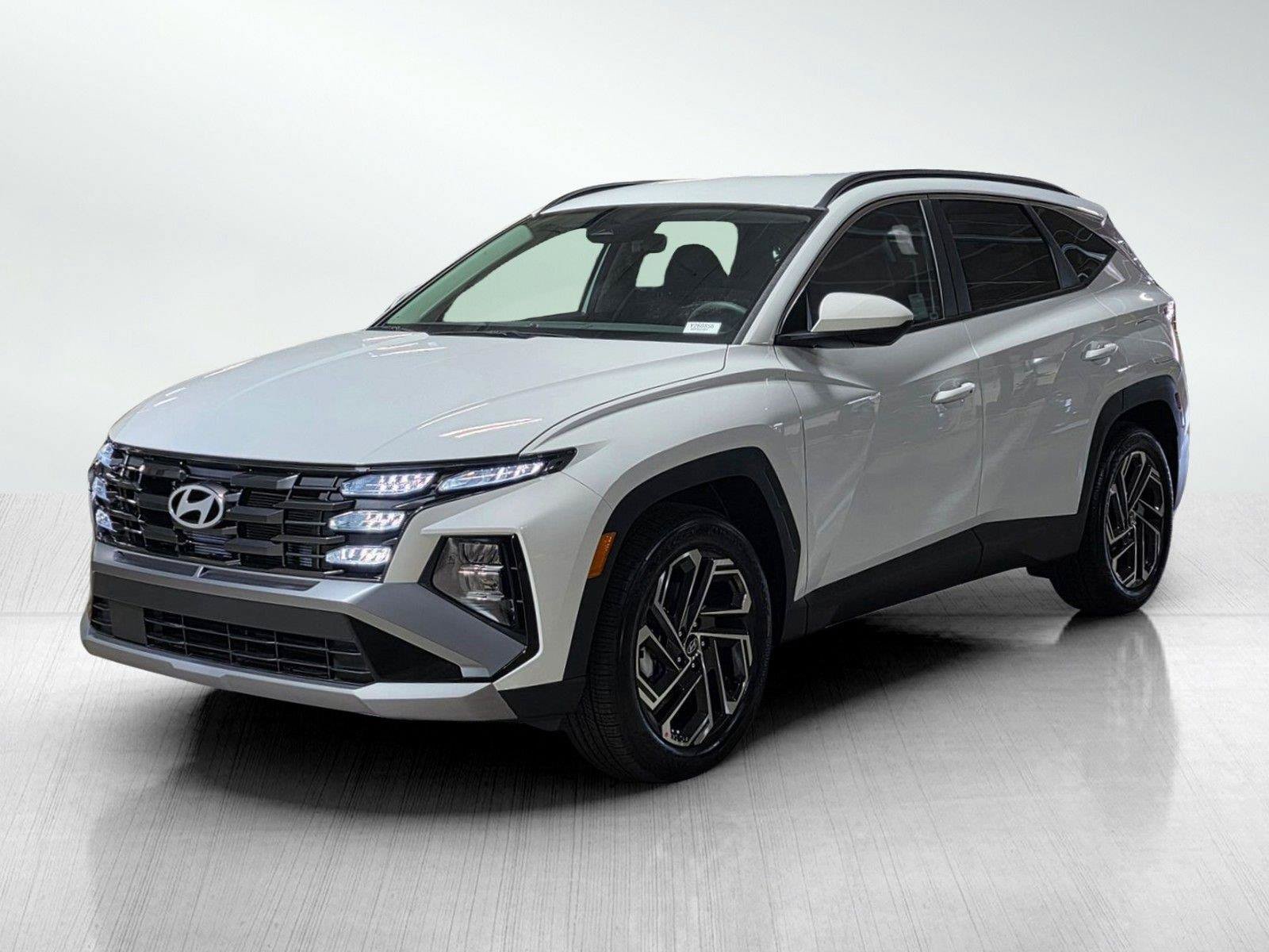 New 2026 Hyundai Tucson SEL Plus FWD image 3
