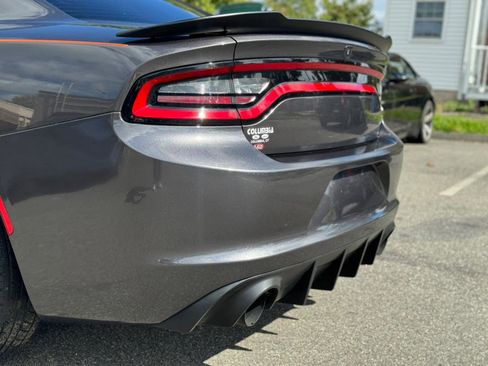 Used 2017 Dodge Charger R/T image 11