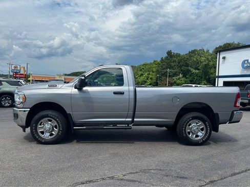 Used 2023 RAM 2500 Tradesman AWD/4WD image 3