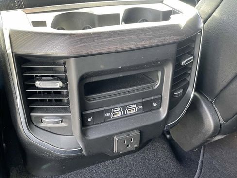 Used 2025 RAM 1500 Laramie image 15