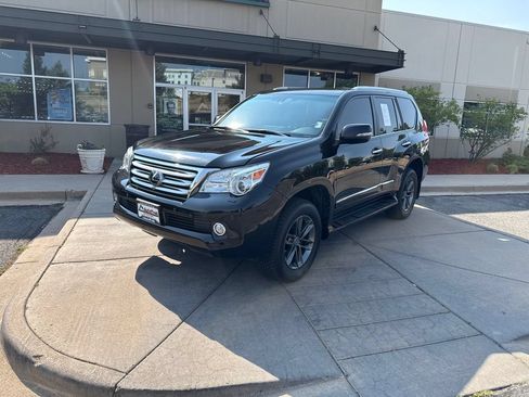 Used 2013 Lexus GX 460 Premium AWD/4WD image 2