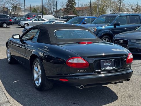 Used 2000 Jaguar XK8 Convertible RWD image 11