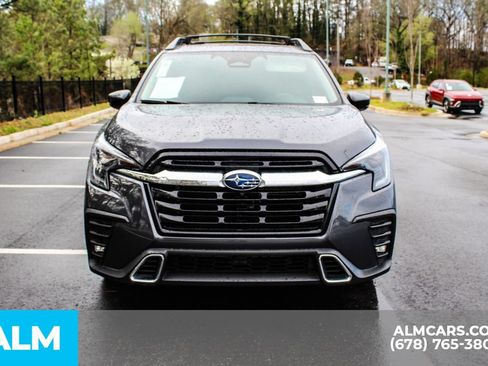 Used 2024 Subaru Ascent Touring AWD/4WD image 9