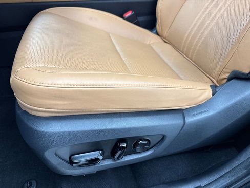 Used 2024 Lexus NX 250 FWD w/ Towing Package (2000 Lbs) image 35