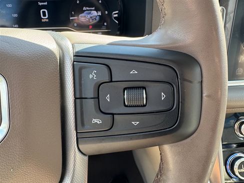 Used 2023 GMC Yukon Denali w/ Max Trailering Package AWD/4WD image 12
