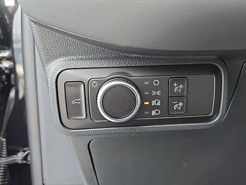 New 2026 Ford Explorer Active image 18