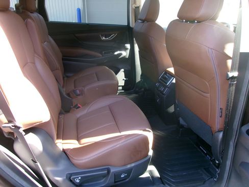 Used 2025 Subaru Ascent Touring w/ Popular Package #1 image 12