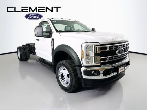 New 2026 Ford F550 4x4 Regular Cab Super Duty image 3