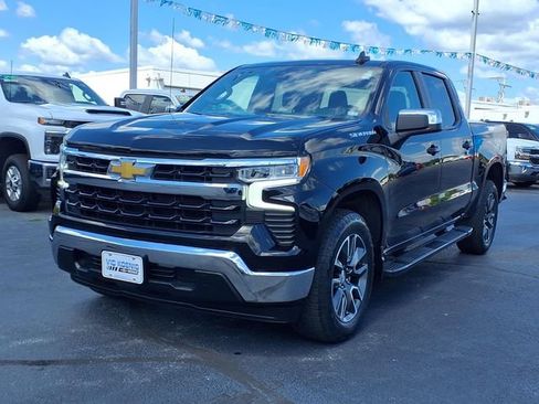 Used 2023 Chevrolet Silverado 1500 LT w/ Protection Package RWD image 5