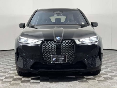 Used 2024 BMW iX xDrive50 w/ Premium Package AWD/4WD image 6