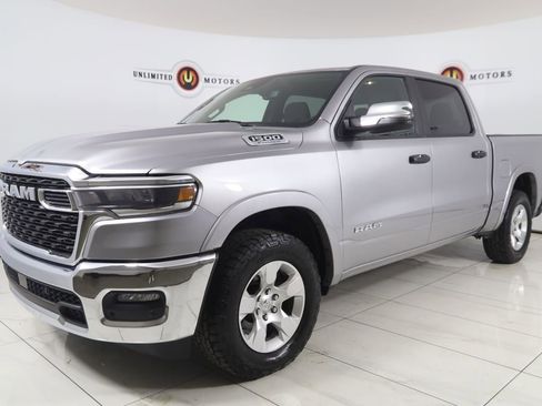 Used 2025 RAM 1500 Big Horn AWD/4WD image 5