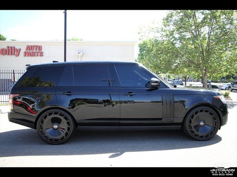 Used 2017 Land Rover Range Rover Long Wheelbase Supercharged image 9