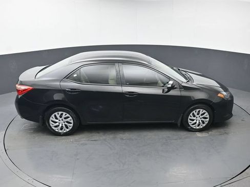 Used 2017 Toyota Corolla LE w/ Carpet Mat Package (TMS) FWD image 36