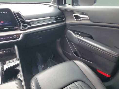 Used 2023 Kia Sportage X-Line image 12