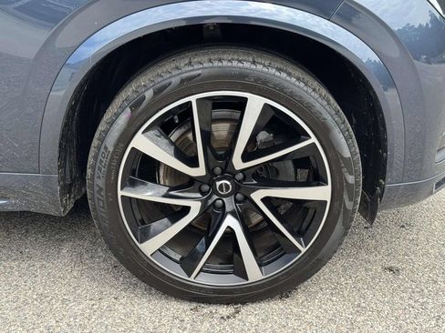 Used 2022 Volvo XC90 T6 Momentum w/ Advanced Package AWD/4WD image 28